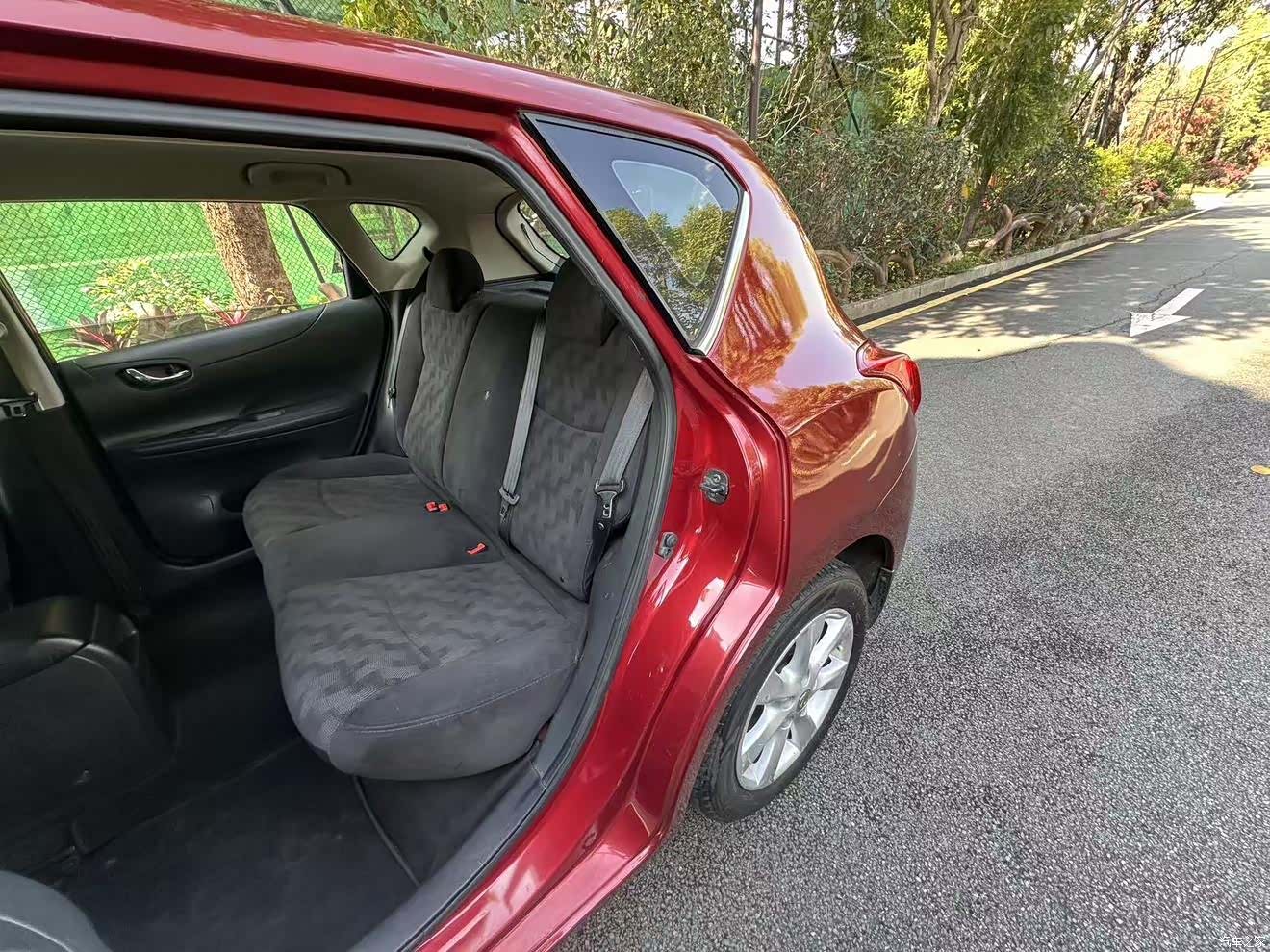 Nissan Tiida, 2015 8
