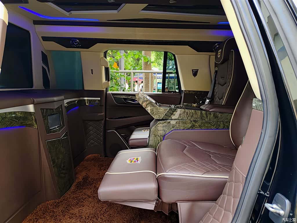 Cadillac Escalade, 2019 8