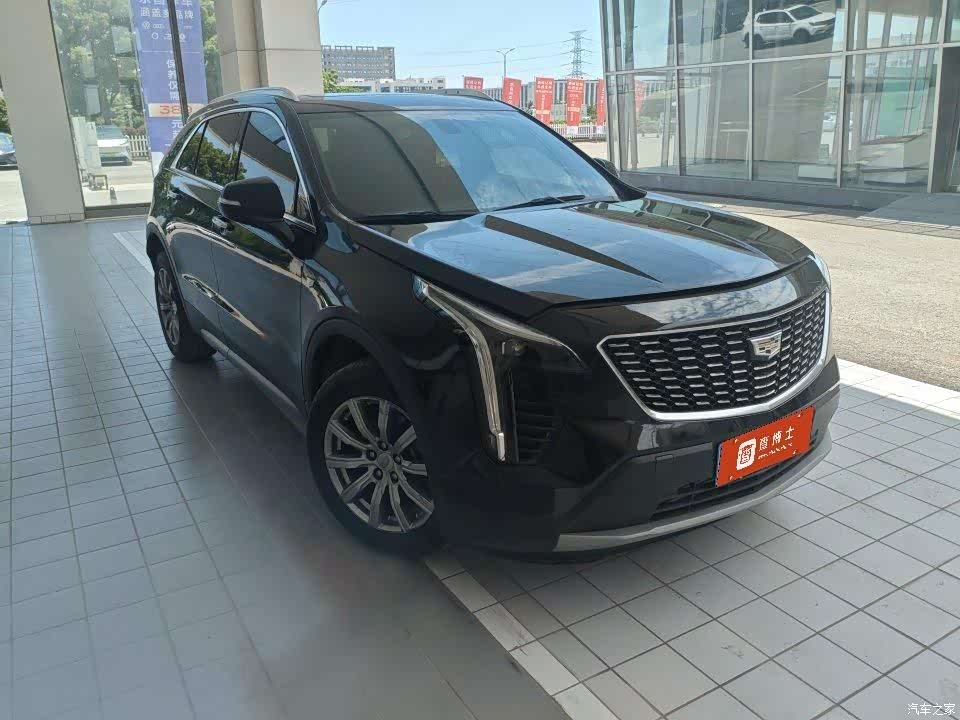 Cadillac XT4, 2022 3