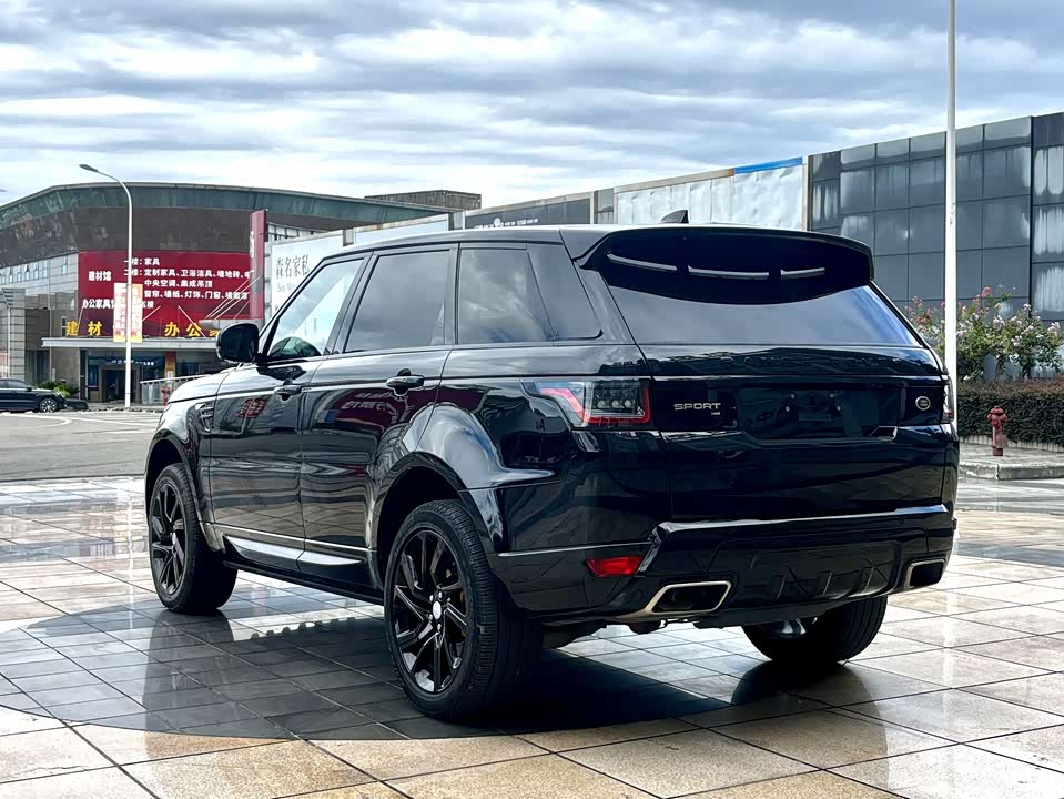 Land Rover Range Rover Sport Land Rover Range Rover Sport