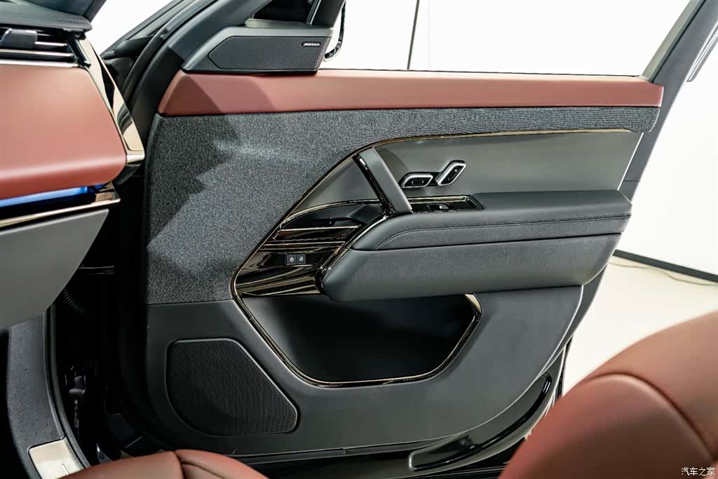 Land Rover Range Rover, 2026 16