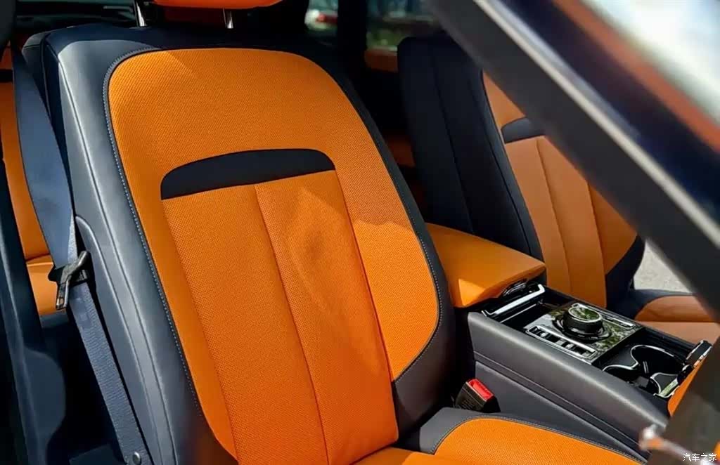 Rolls-Royce Ghost, 2023 6