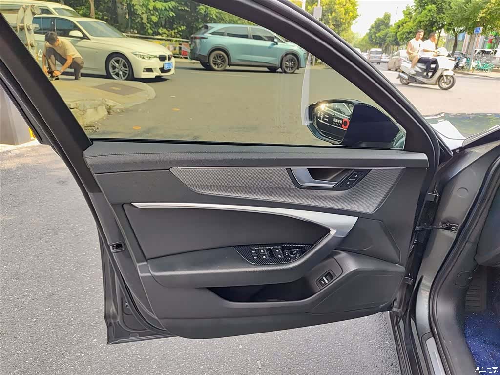 Audi A6L, 2022 6