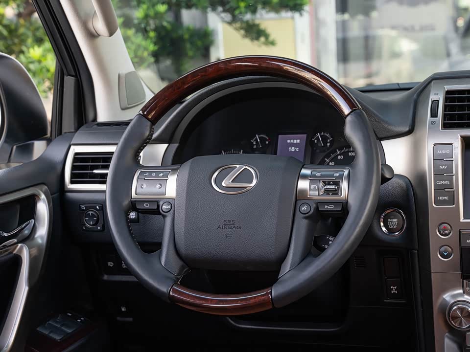 Lexus GX