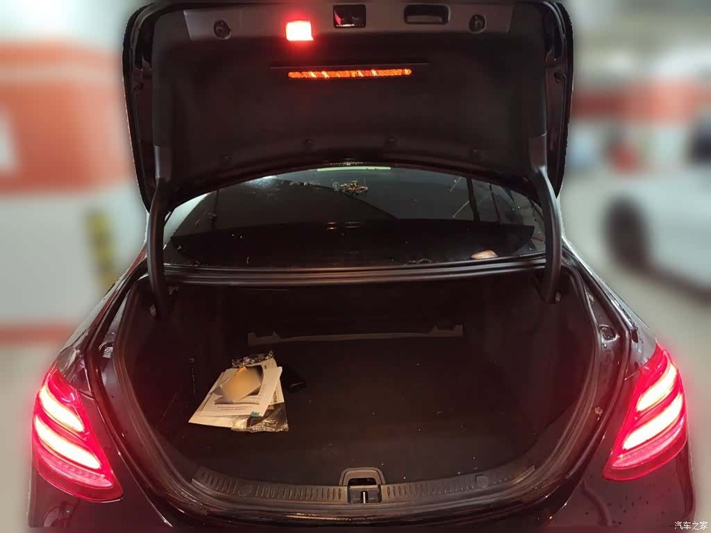 Mercedes-Benz E-Class, 2020 10