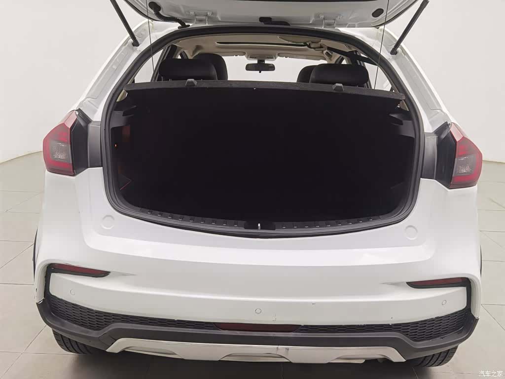 Geely X3, 2019 16