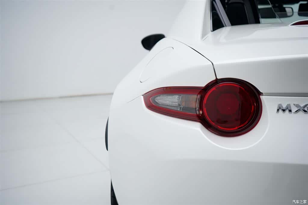 Mazda MX-5, 2023 9