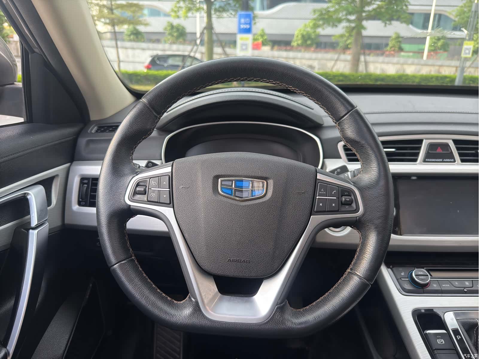 Geely Boyue, 2018 15