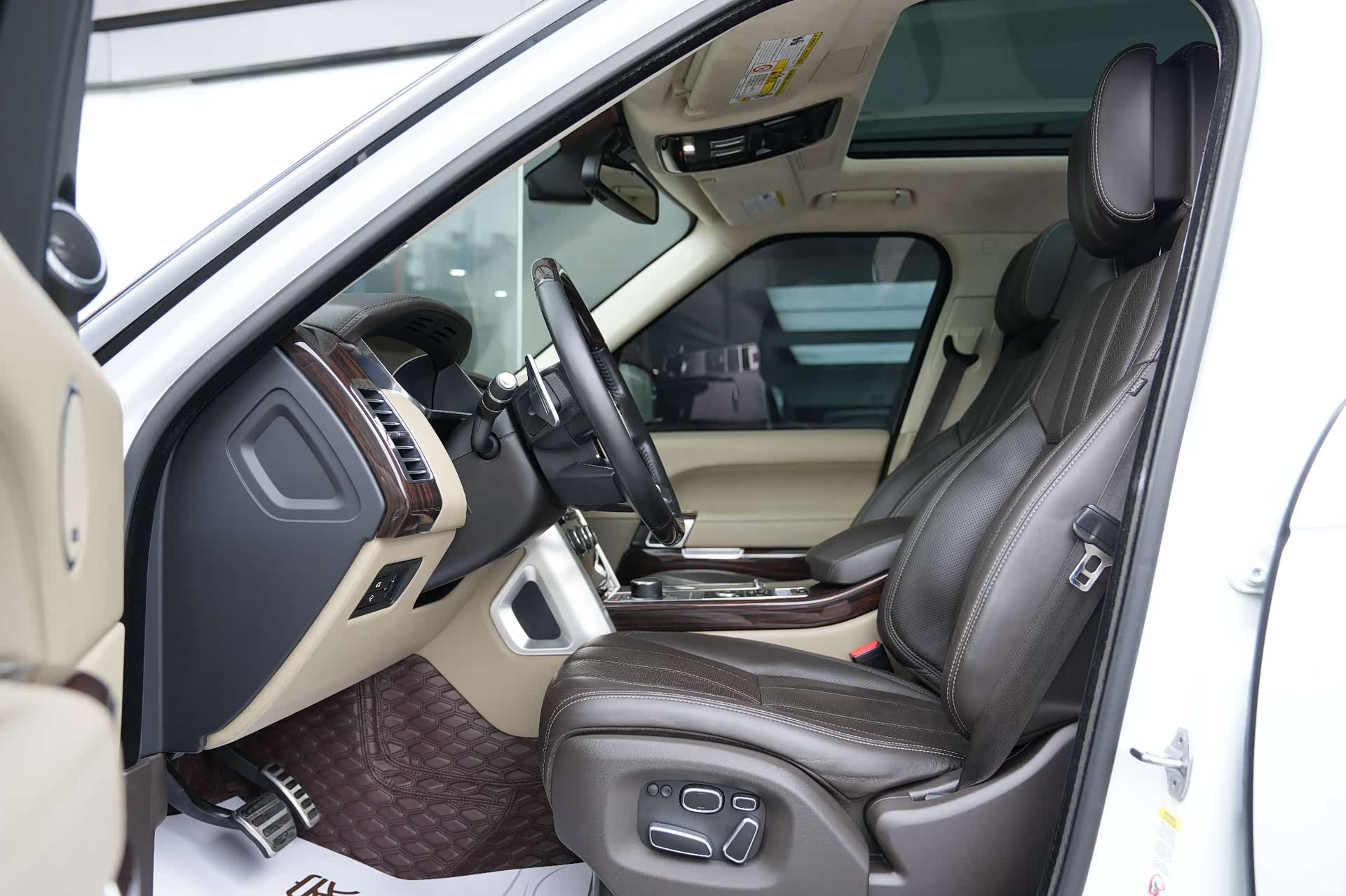 Land Rover Range Rover, 2016 9