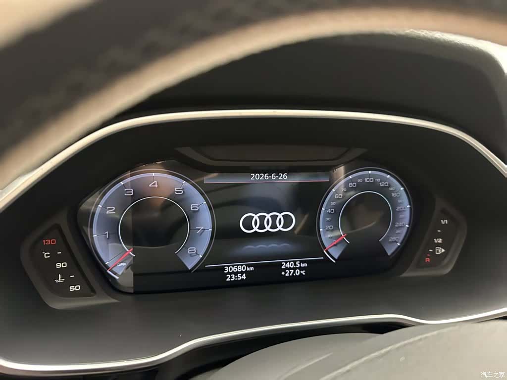 Audi Q3, 2023 12
