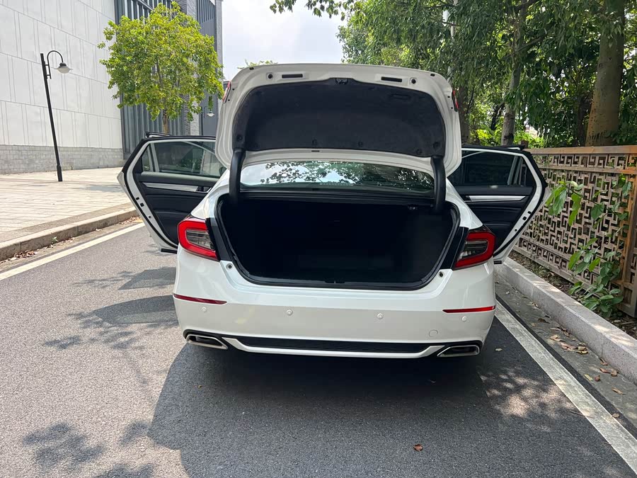 Honda Accord 2023, фото 25