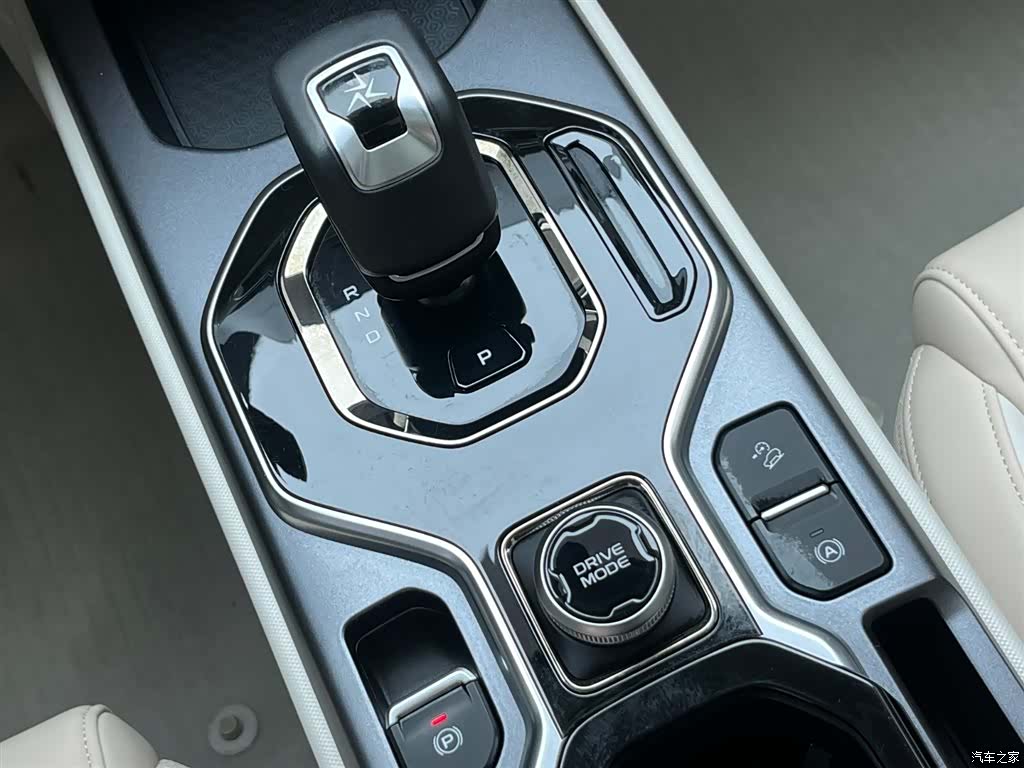 Geely Icon, 2023 23