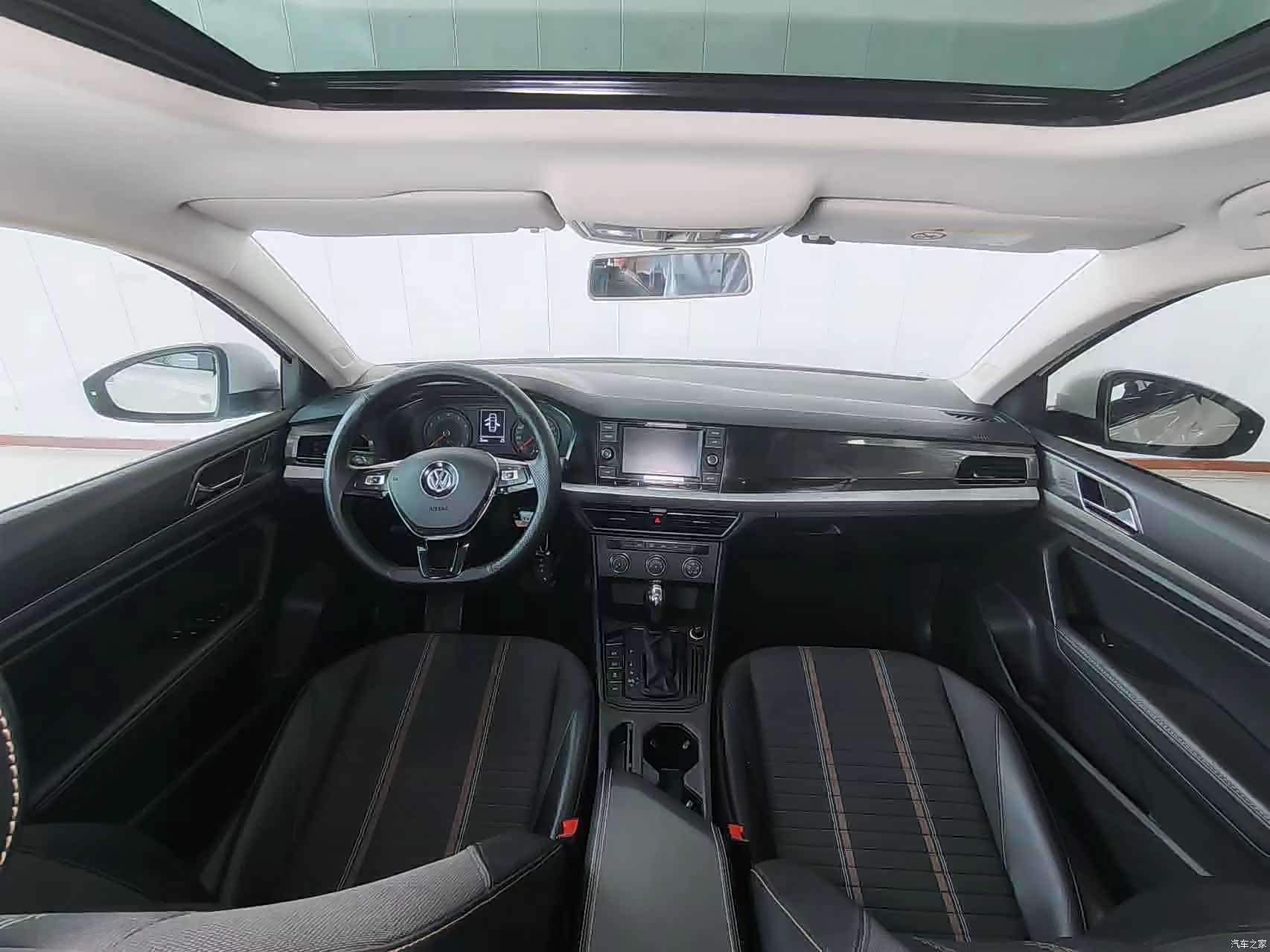 Volkswagen Lavida, 2019 все фото