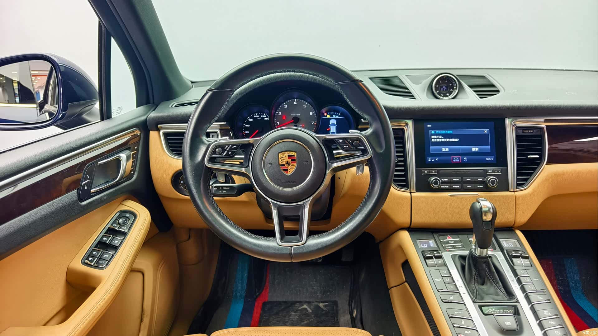 Porsche Macan, 2017 11