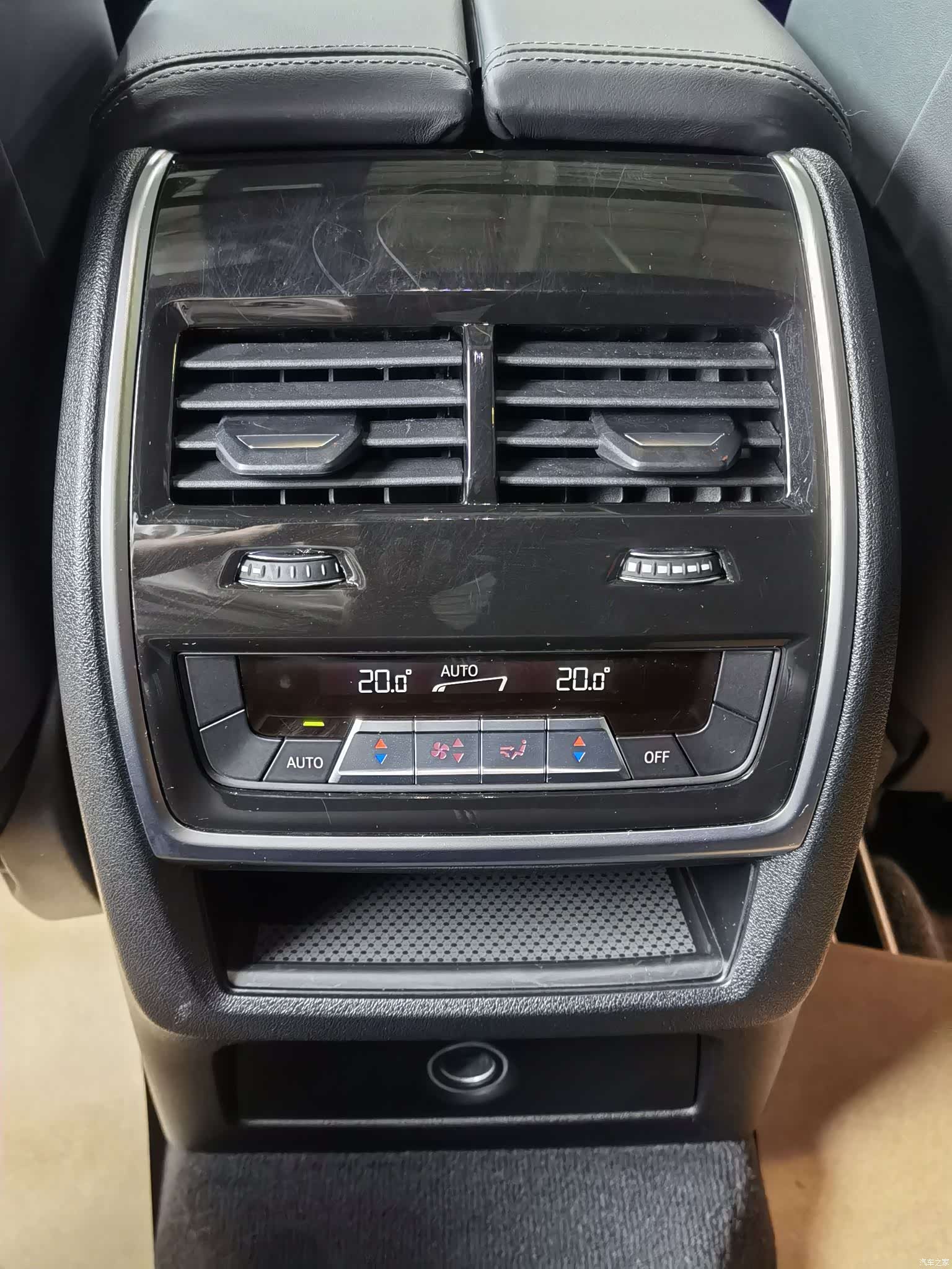 BMW X6, 2022 9