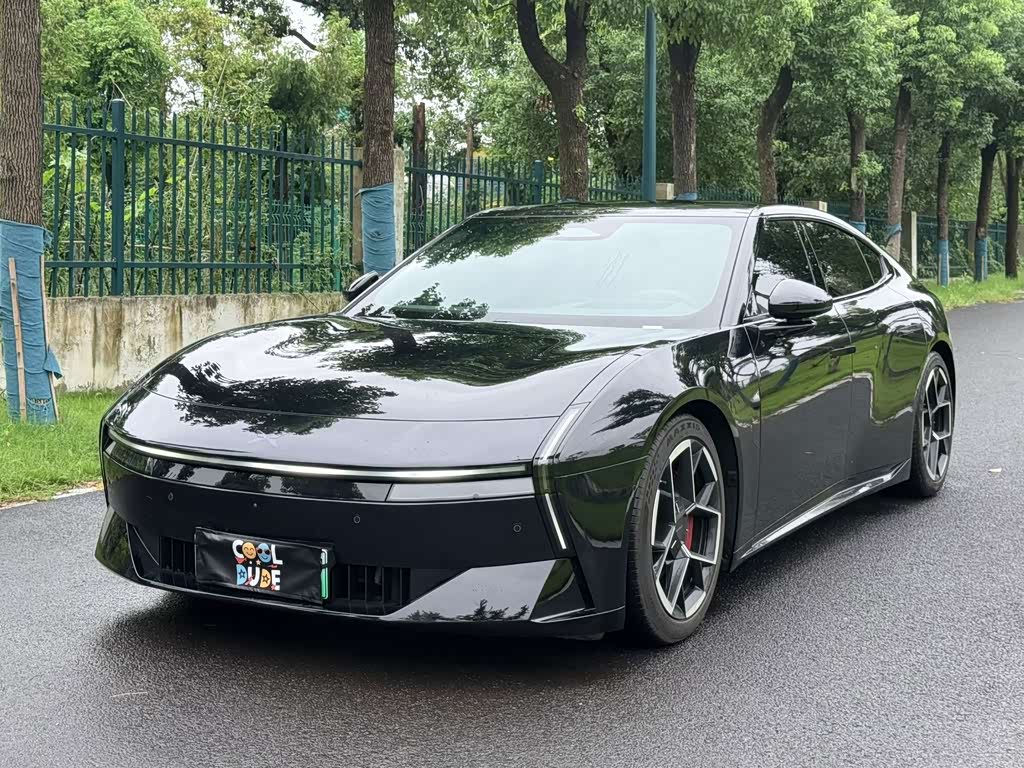 Xpeng P7