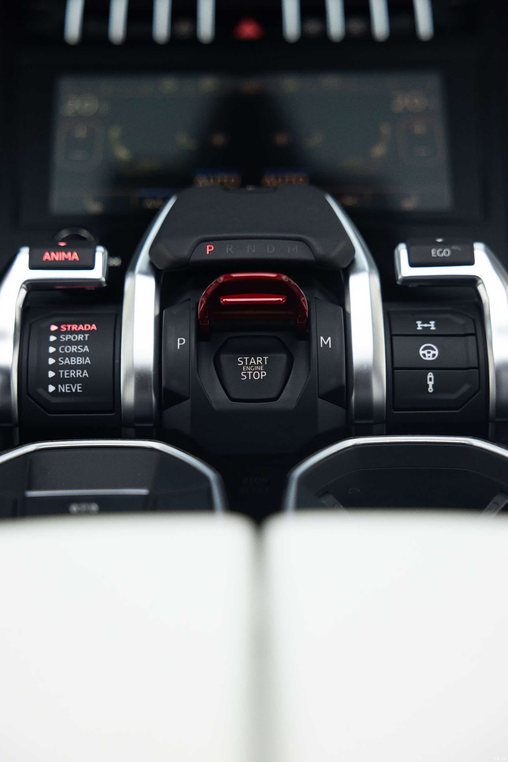Lamborghini Urus, 2021 22