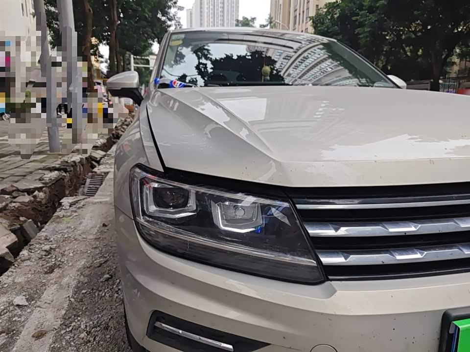 Volkswagen Tiguan L