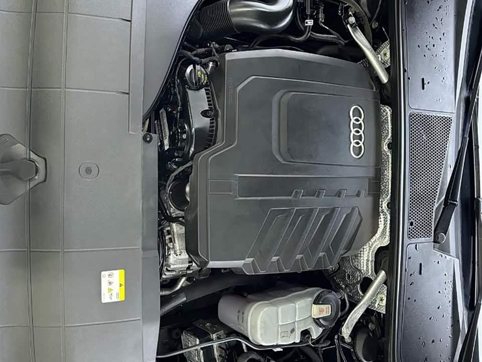 Audi A7L