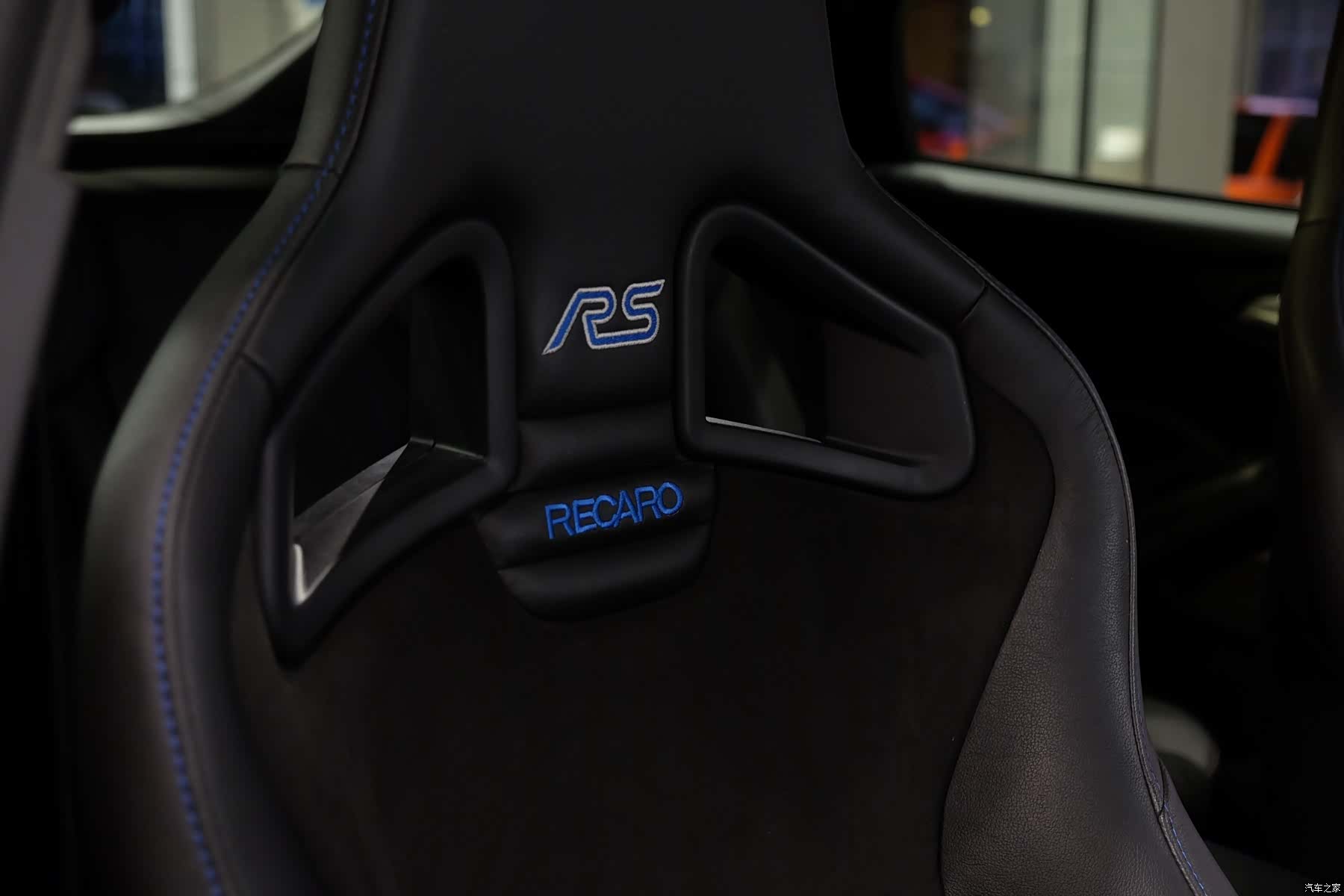 Ford Focus, 2018 10
