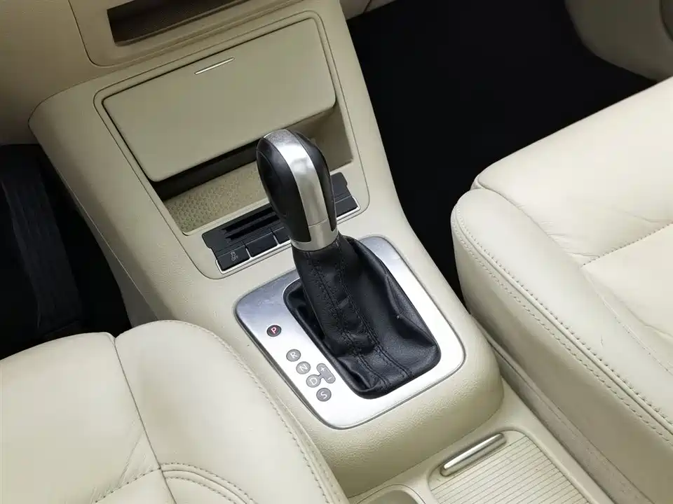 Volkswagen Tiguan Volkswagen Tiguan