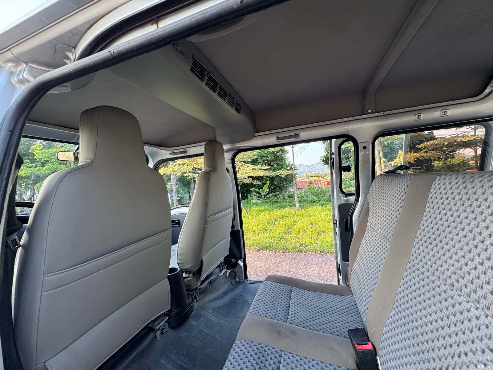 Wuling VI, 2020 13