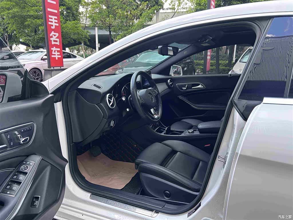 Mercedes-Benz CLA, 2019 4
