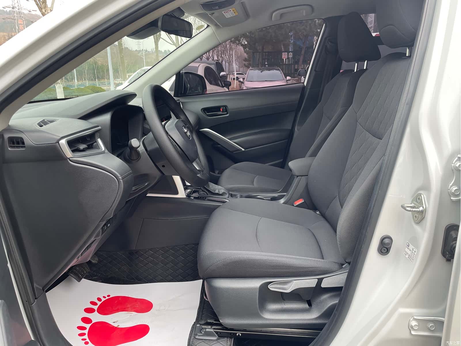 Toyota Corolla, 2024 10