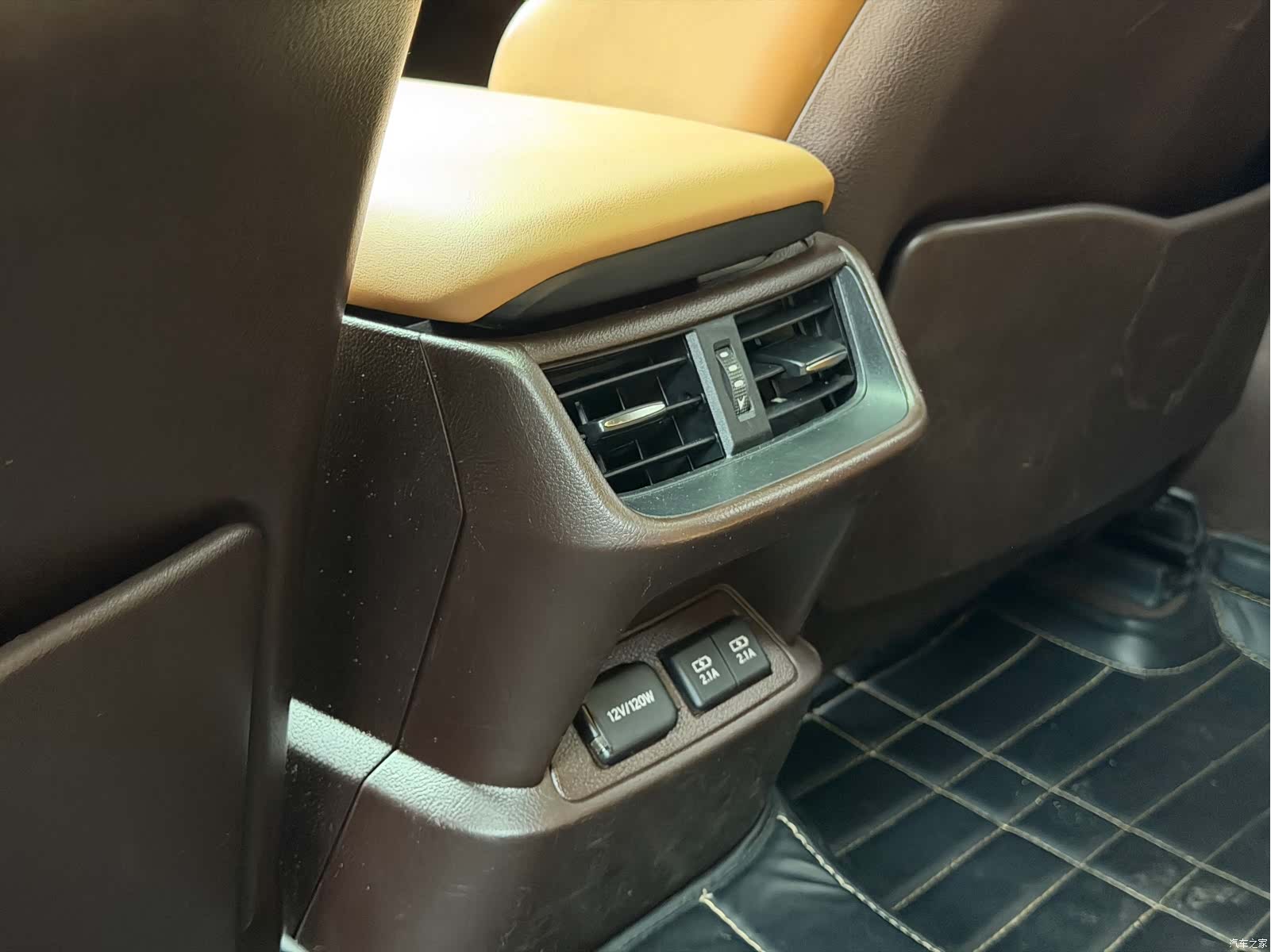 Lexus ES, 2021 16