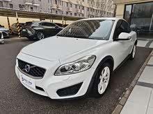 �ֶ���C30 2013�� 2.0L �Ŷ���