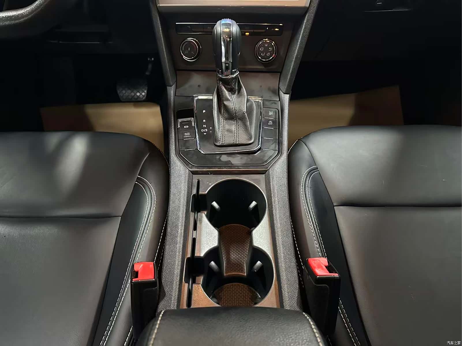 Volkswagen Lamando, 2016 15