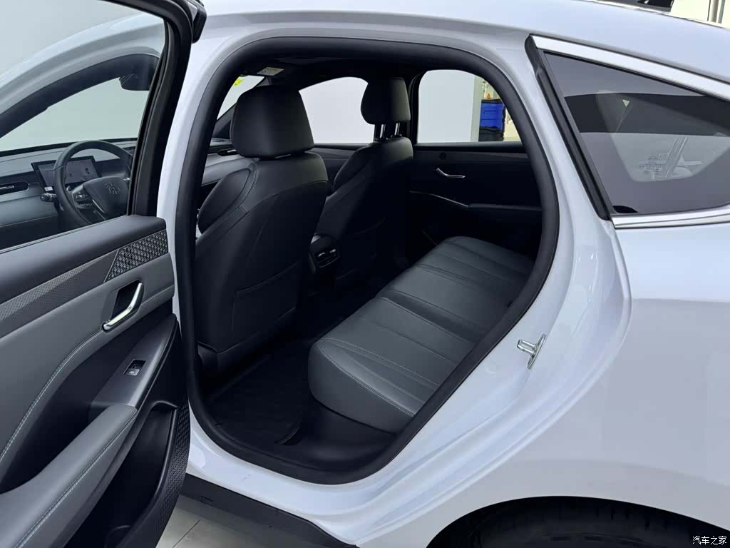 BYD Qin, 2025 15