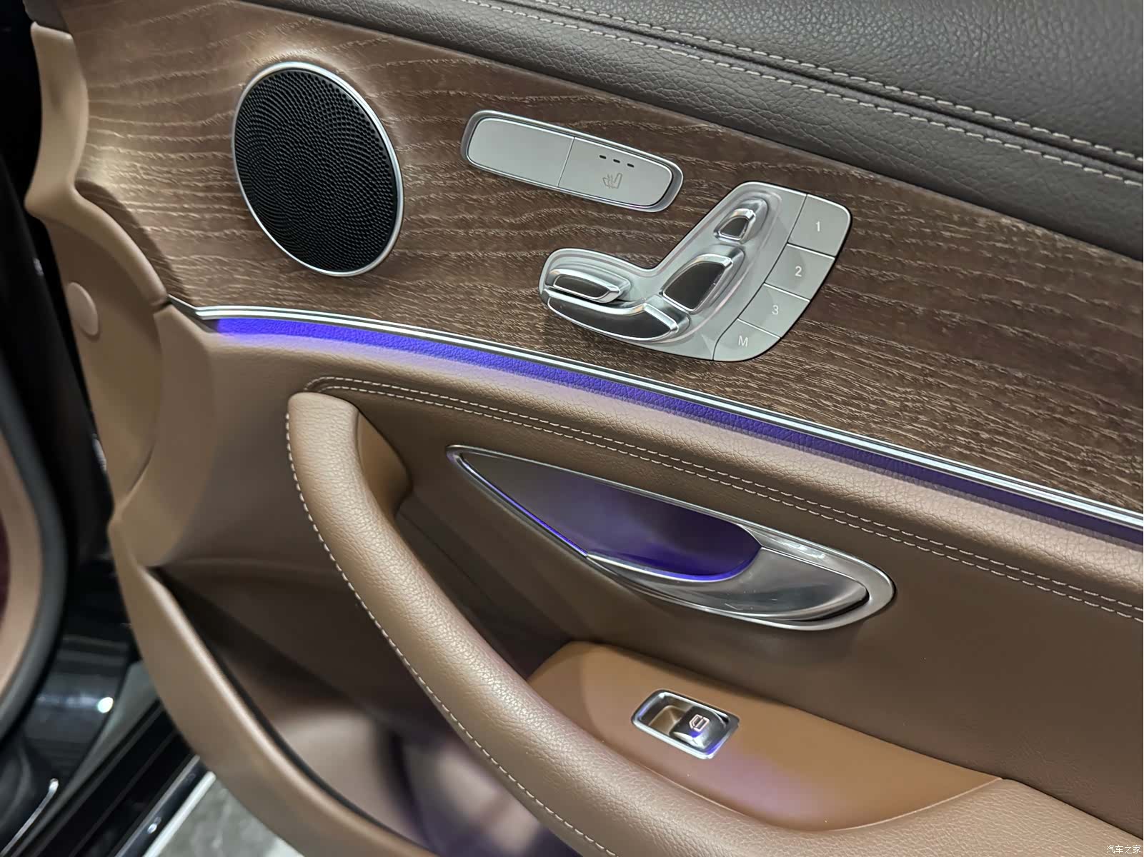 Mercedes-Benz E-Class, 2019 8