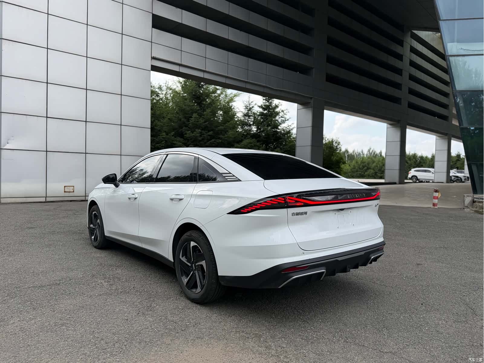 Geely Galaxy L6, 2025 7