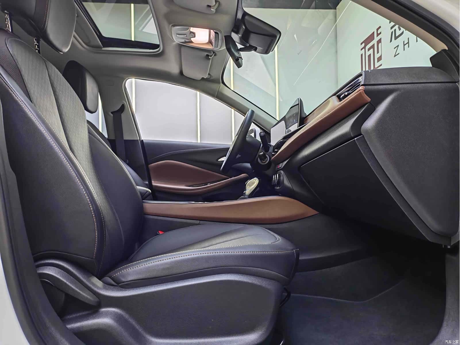 Buick Verano, 2022 8