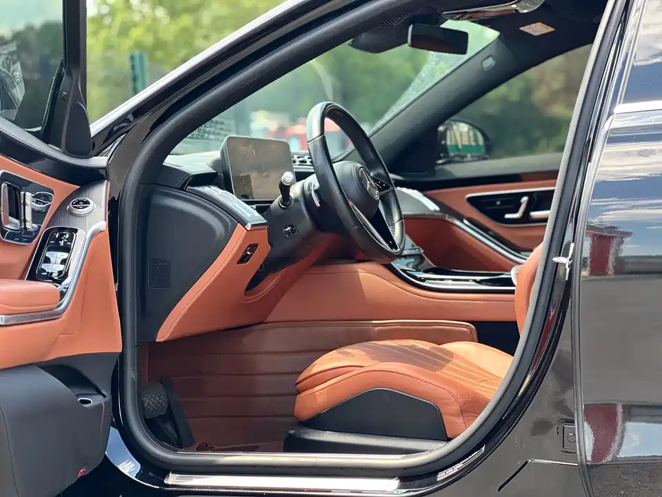 Mercedes-Benz S-class Mercedes-Benz S-class