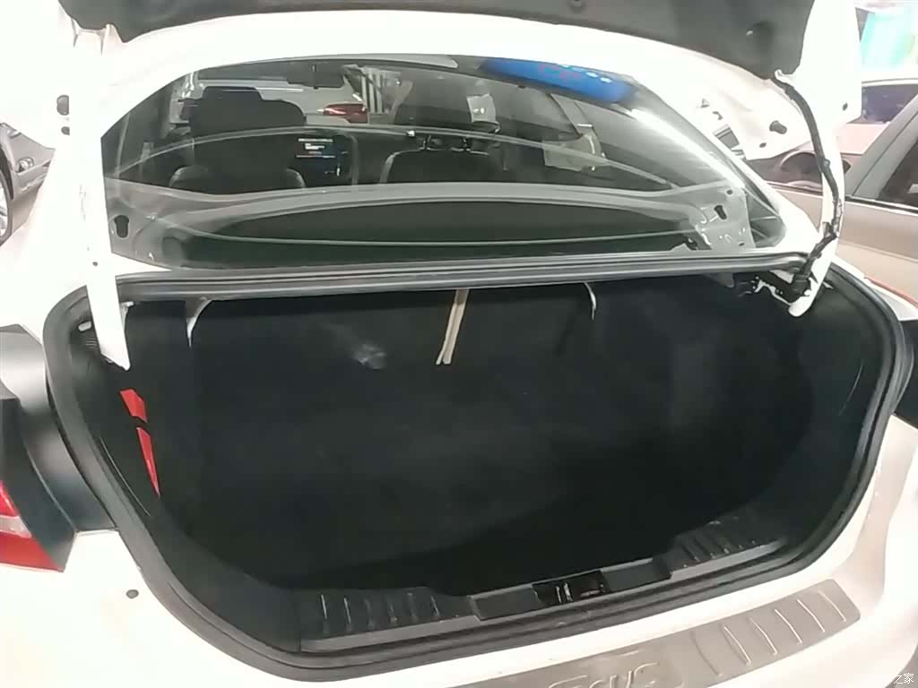 Ford Focus, 2015 19