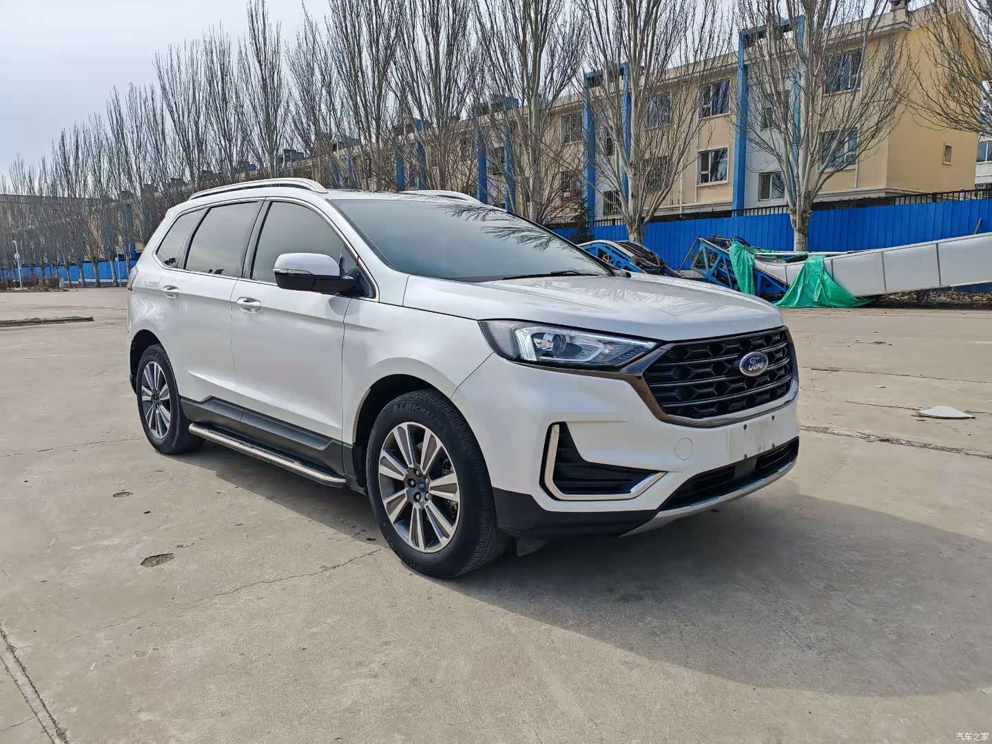 Ford Edge, 2021 3