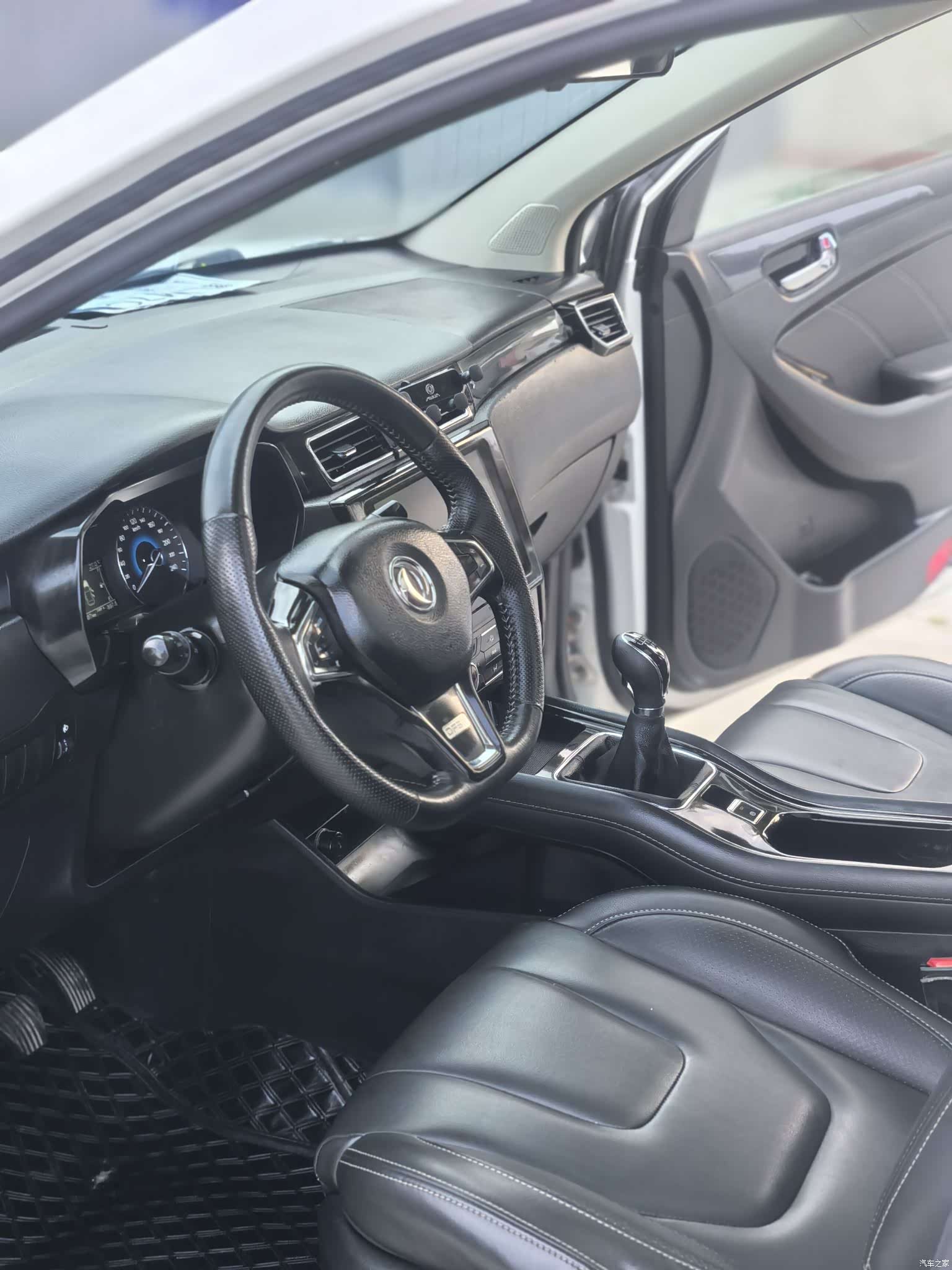 DongFeng 580, 2016 9