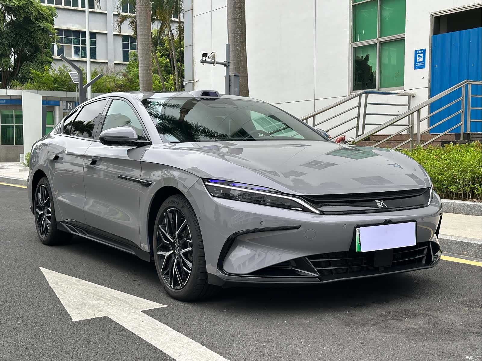 BYD Han, 2025 3
