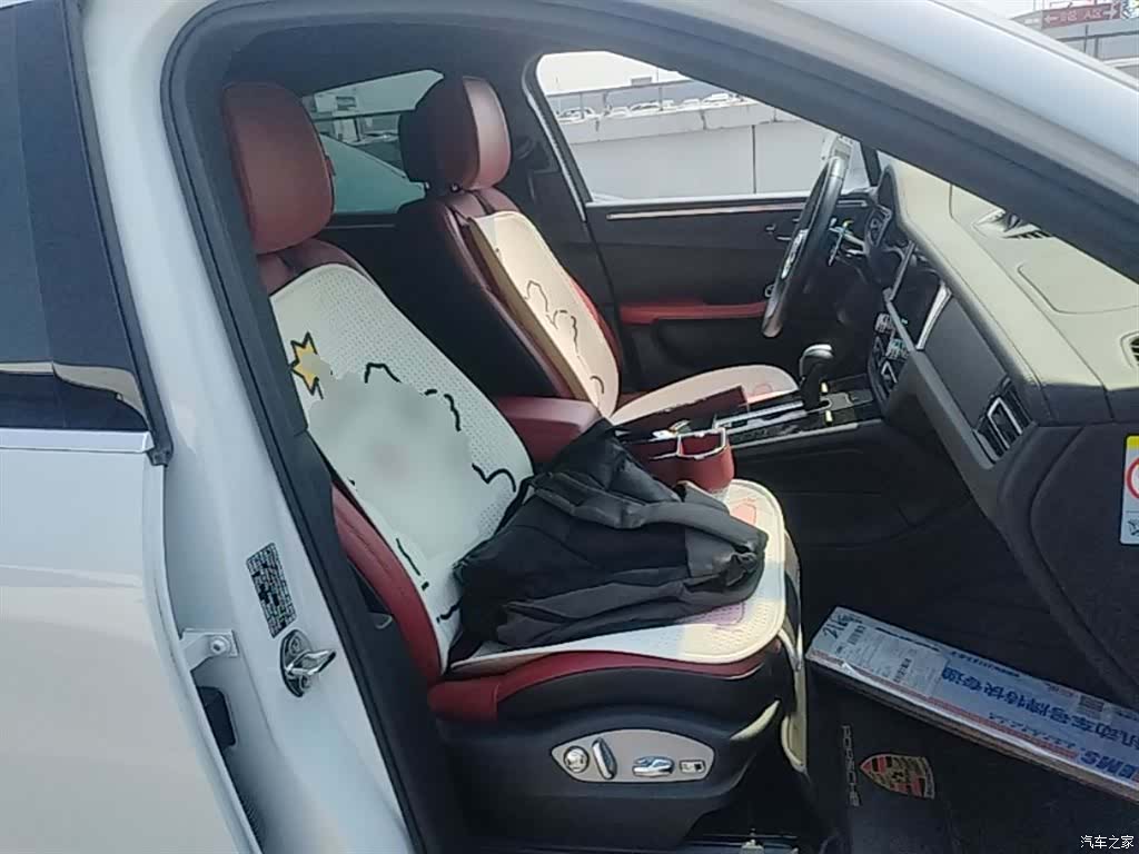 Porsche Macan, 2022 25