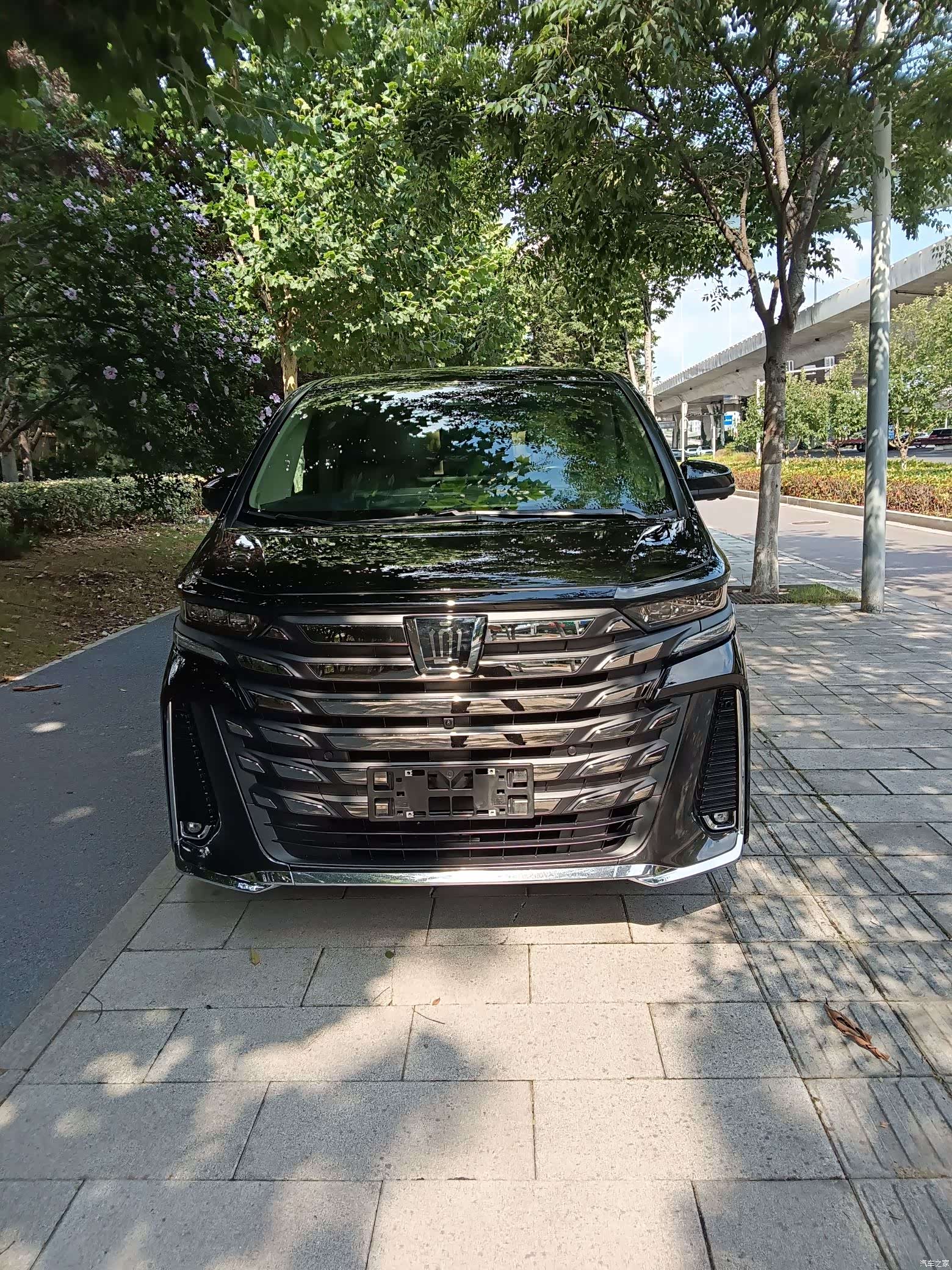 Toyota Vellfire, 2023 2