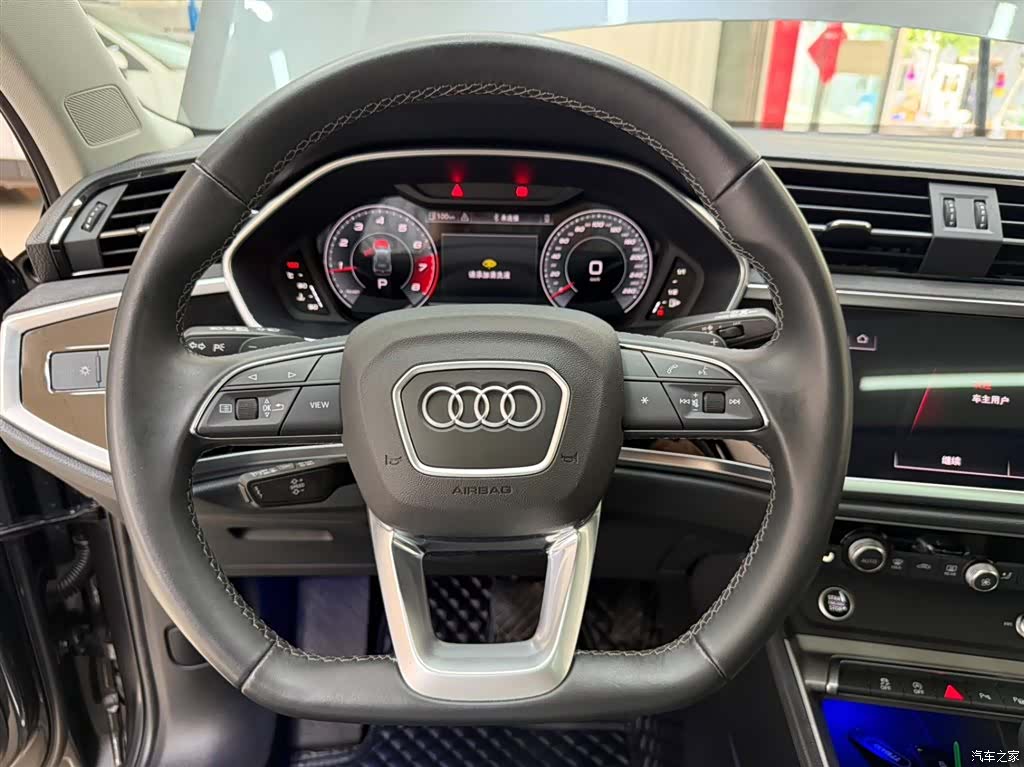 Audi Q3, 2023 20