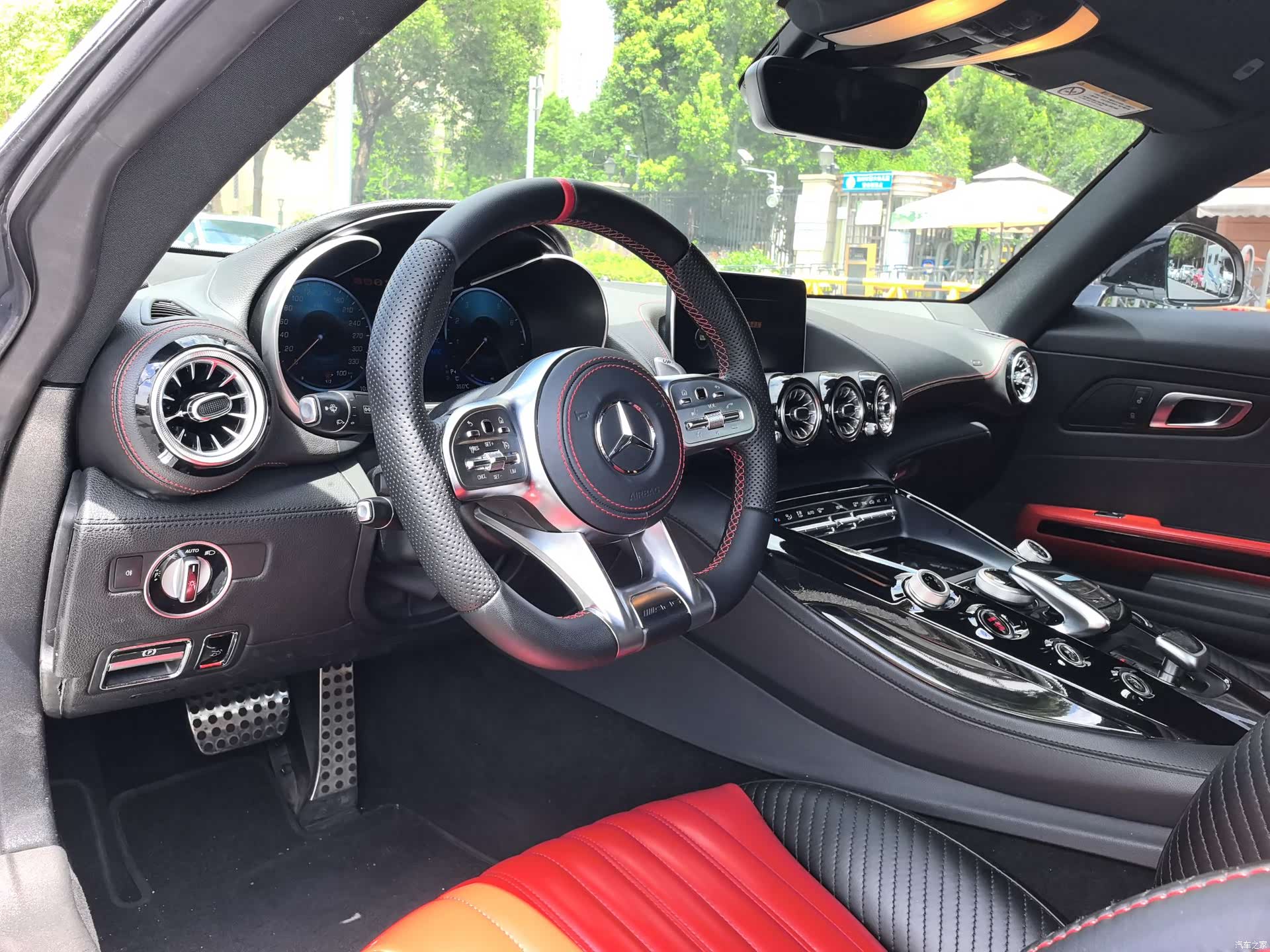 MG AMG, 2017 9