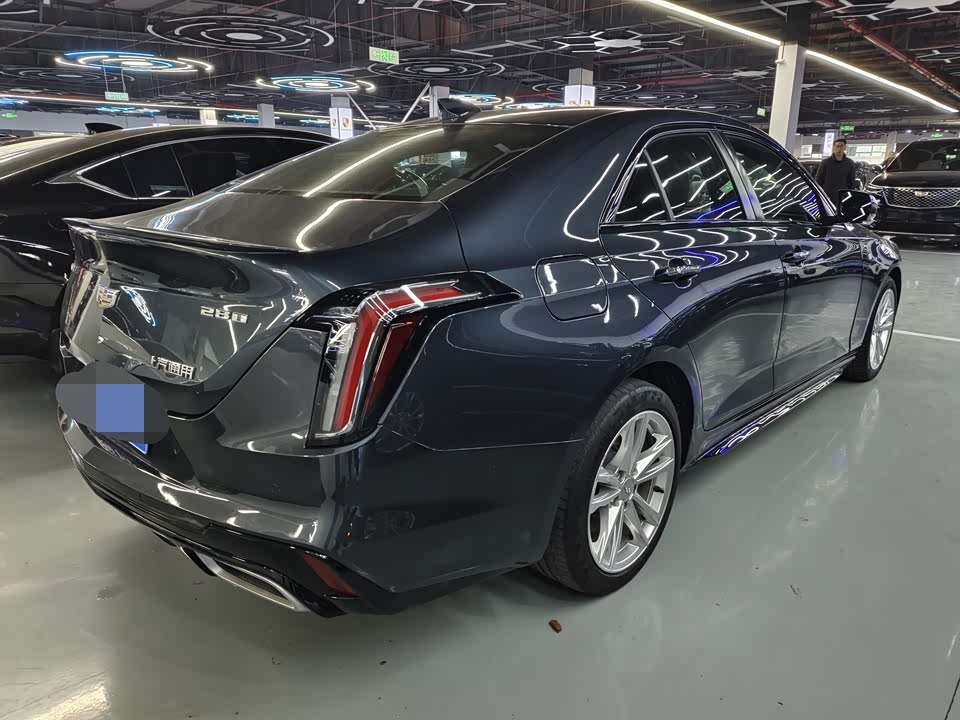 Cadillac CT4