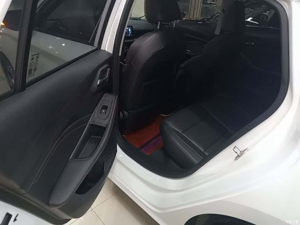 MG MG5, 2021 17