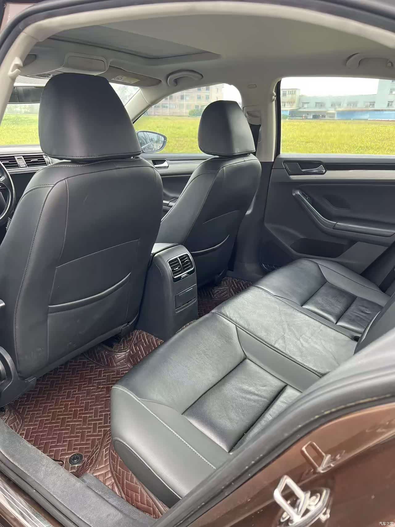 Volkswagen Sagitar, 2016 11