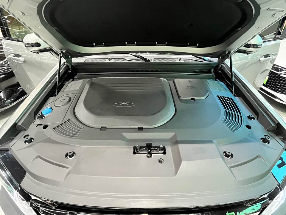 Jetour Jet Traveler C-DM