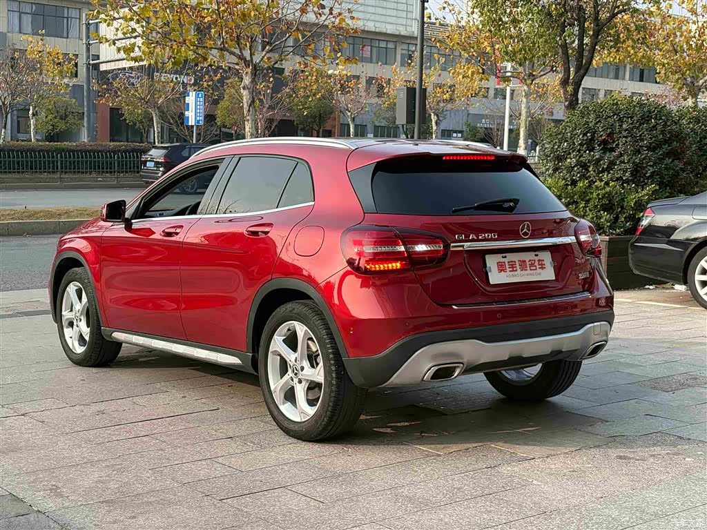 Mercedes-Benz GLA, 2017 12