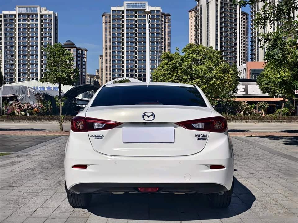 Mazda 3 Angkesaila